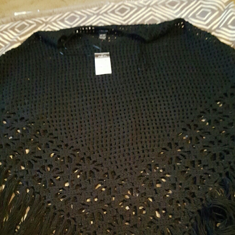Black rue 21 shawl